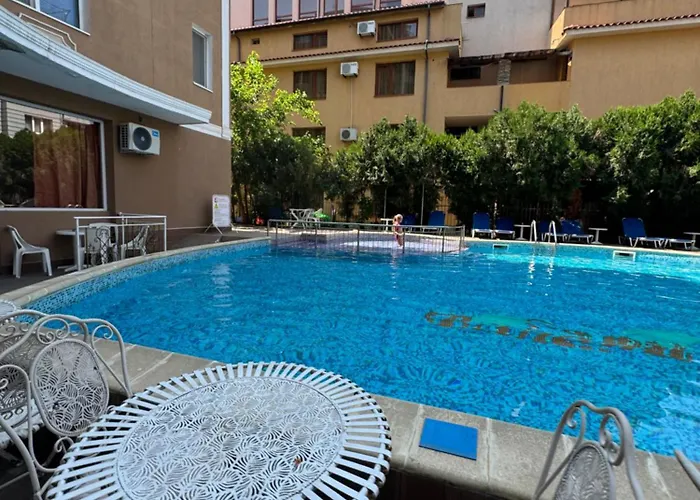 At Sunny * Σάνι Μπιτς